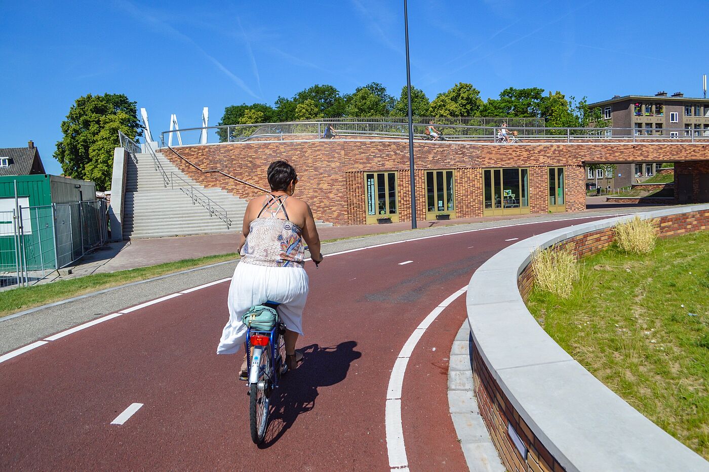 Die Auffahrt der Dafne Schippersbrug in Utrecht. Die Auffahrt der Dafne Schippersbrug in Utrecht.